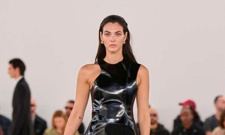 Ferragamo se sumerge en el Caribe con un toque italiano para 2024