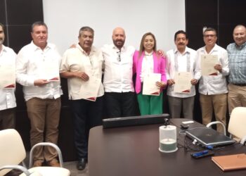 Entregan nombramientos en la Secretaría de Recursos Hidráulicos de Tamaulipas