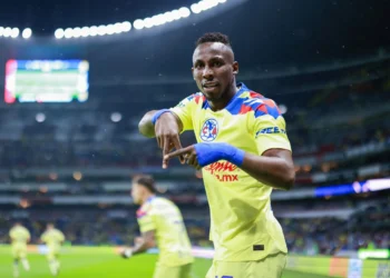 Quiñones enciende el clásico entre América vs Chivas