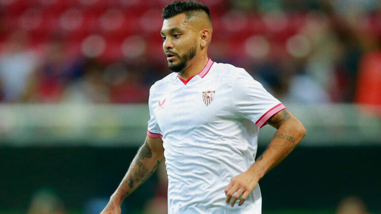 Se termina la novela: Tecatito Corona abandona al Sevilla para llegar a Rayados