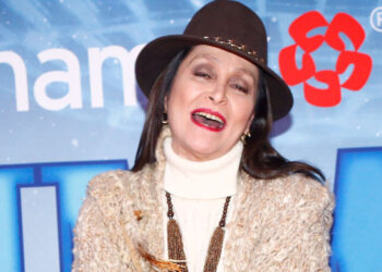 Un dúo de talentos: Daniela Romo y Angélica Vale se fusionan para celebrar 30 Años de Tlnovelas