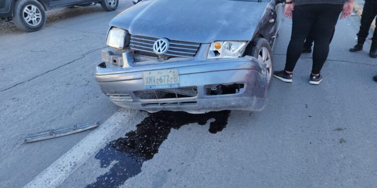 Costoso choque en el crucero de calles 8 y Abasolo en Cd. Victoria