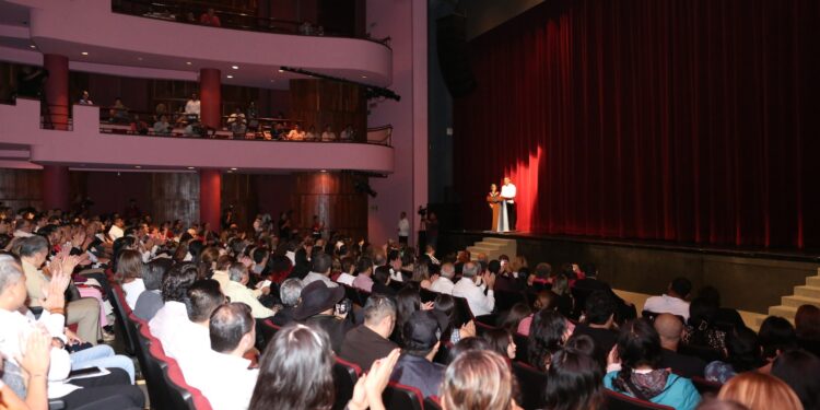 Américo Villarreal inaugura el XXI Festival Internacional de la Costa del Seno Mexicano