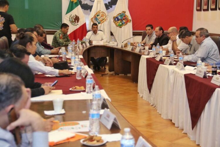 Operativos de seguridad en colonias y transporte en Victoria dan resultado.