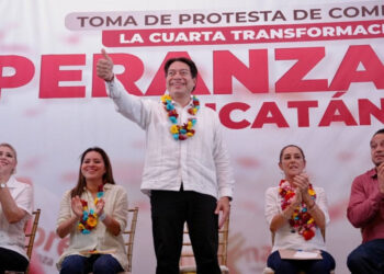 Morena da a conocer lista final de aspirantes a candidatos a gobernador