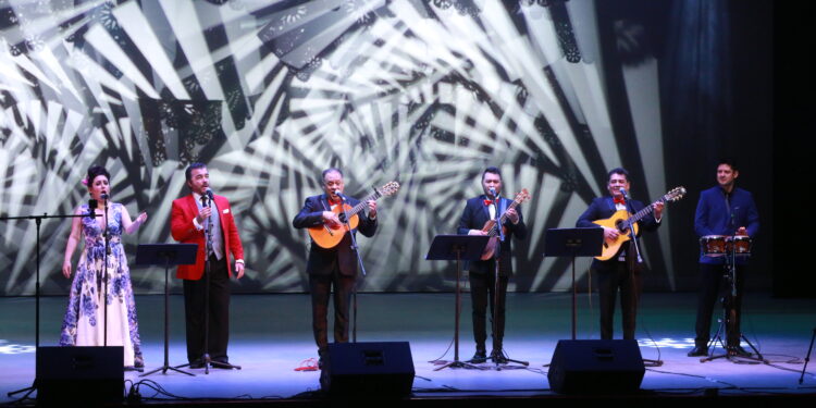 Gran velada romántica de boleros con el Trío “Los Panchos” en Teatro del Centro Cultural