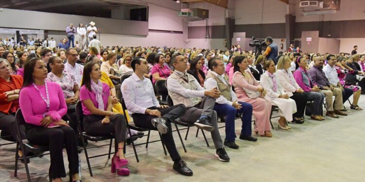 Con ponencia “Emociones: Factor Detonante del Cáncer” conmemoran Día Mundial de la Lucha Contra el Cáncer de Mama