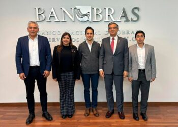 Presenta Américo Villarreal proyectos ante BANOBRAS, para transformar transporte en Tamaulipas