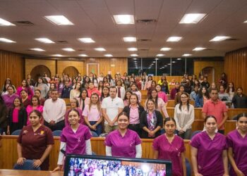 Promueve la UAT acciones en la lucha contra el cáncer de mama