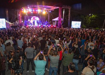 Cierra el FIO; alcalde Mario López clausura la gran fiesta cultural en Matamoros.