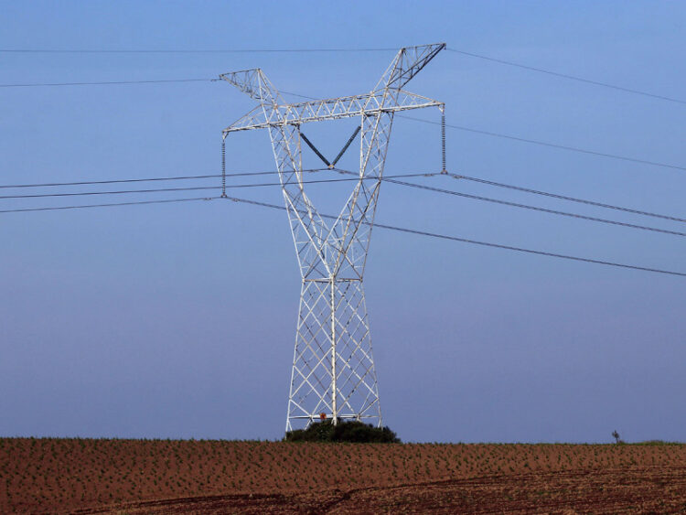 Huracán OTIS deja sin electricidad a más de 500 mil en Guerrero: CFE