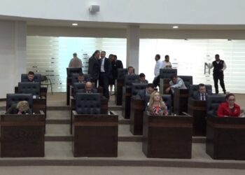 Propone Morena reforma a Ley del Transporte que prevé registro anual ante SGG