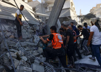 Hamás afirma que al menos 50 rehenes han muerto por bombardeos de Israel en Gaza