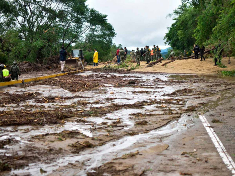Huracán ‘Otis’ dejó 27 muertos y 4 desaparecidos en Guerrero: SSPC