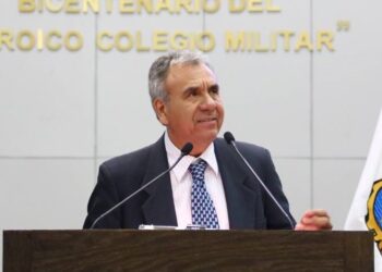 Plantean reforma de ley para dotar a burócratas tamaulipecos de sillas suficientes