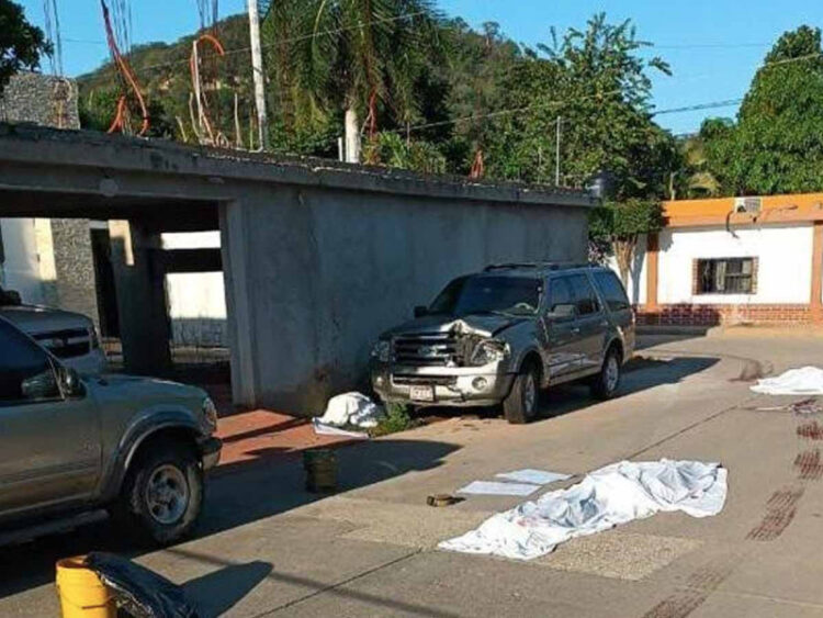 Arrojan 8 cuerpos en Tamazula, Durango; fueron levantados en Culiacán