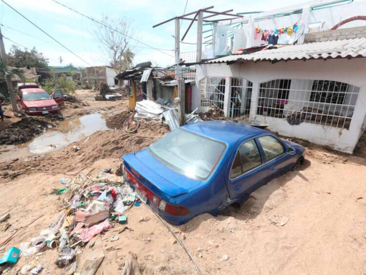 Secretaría de Bienestar inicia censo por daños de ‘Otis’ en Guerrero
