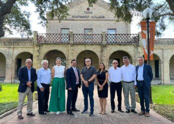Visitan directivos del CONALEP, el Texas Southmost College en Brownsville