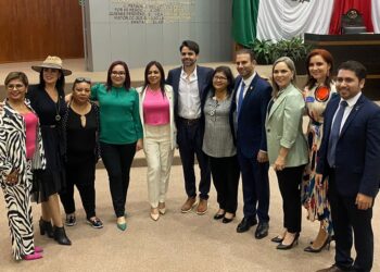 Diputados panistas se quejan de incongruencia de Úrsula Salazar en el Congreso