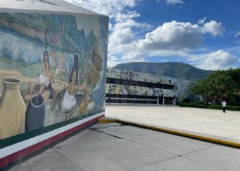 Pagará SET, el 7 de noviembre, incremento salarial a maestros