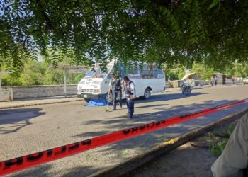 Microbús arrolla y mata a mujer en Bulevar Praxedis Balboa de Cd. Victoria