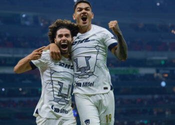 Pumas golea 4-1 a La Máquina en el Estadio Azteca