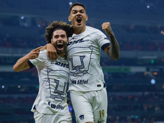 Pumas golea 4-1 a La Máquina en el Estadio Azteca