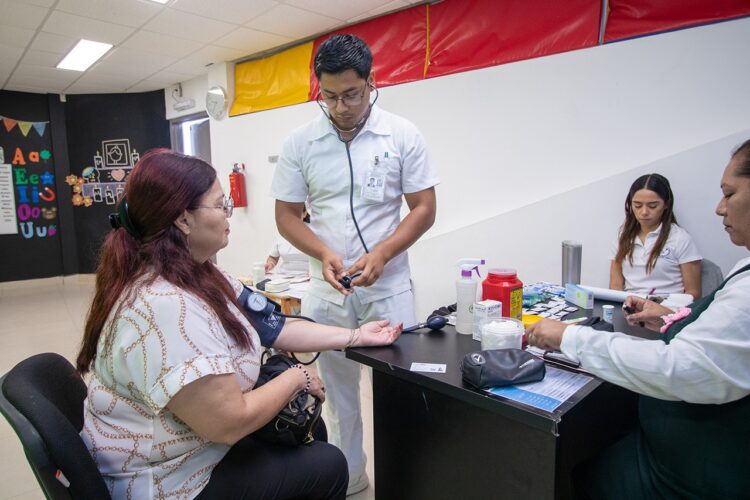 UAT-IMSS suman esfuerzos en la lucha contra el cáncer de mama y cervicouterino