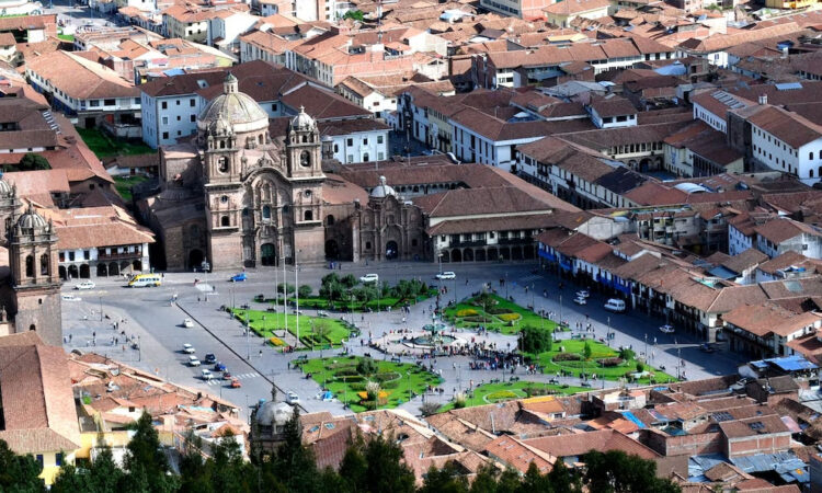 Perú reúne a 350 líderes ambientales para abordar finanzas climáticas