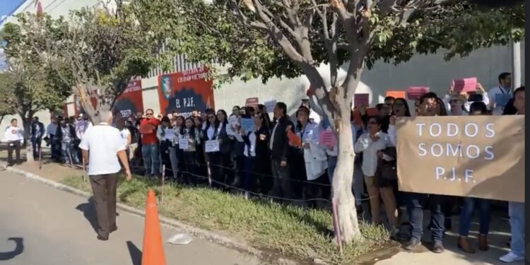 Protestan empleados del Poder Judicial en Victoria por eliminación de fideicomisos