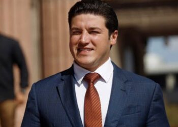 Samuel García solicita licencia como gobernador de Nuevo León, va por candidatura presidencial