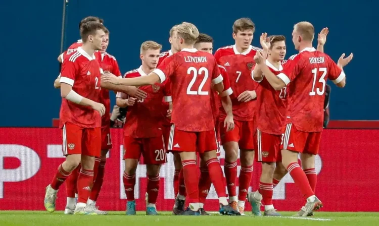 UEFA frena el regreso de Rusia a torneos juveniles