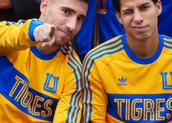 Tigres lanzó una playera para conmemorar la década de los 80