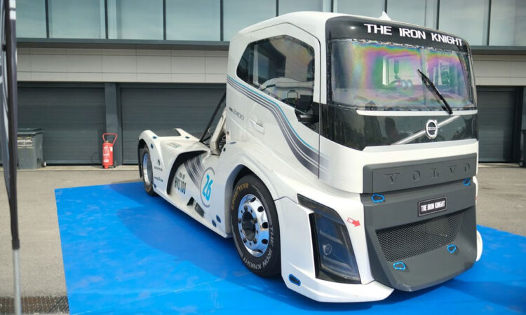 Volvo Iron Knight: Cuando la Potencia se convierte en Leyenda