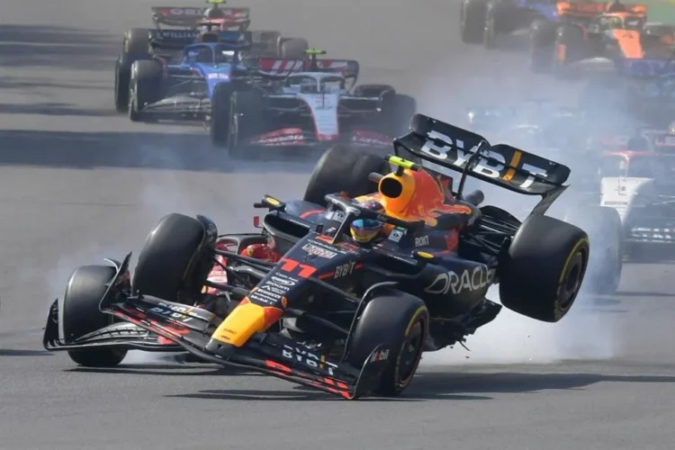 Checo Pérez queda fuera en el GP de México