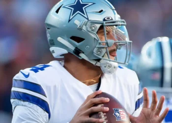 Duelo de titanes: Cowboys superan a Chargers en lunes nocturno