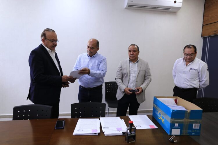 Presentan tres denuncias más contra ex funcionarios “cabecistas”