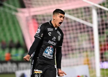 León ruge en Torreón y saca las garras a Santos