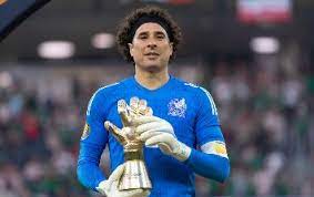 Memo Ochoa comparte la emotiva historia detrás de su collar