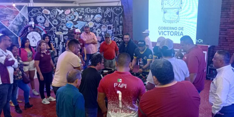 Ganan los García concurrido Torneo de Futbolito de Mesa
