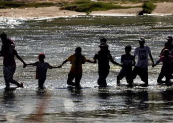 EU advierte medidas más duras para migrantes ilegales