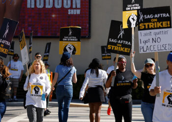 Hollywood en pausa: Actores retoman negociaciones con estudios tras 103 días de huelga