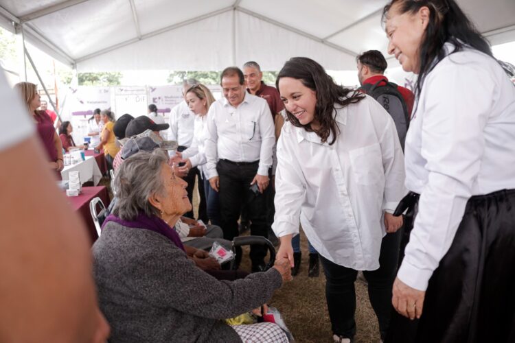 Llevan a Garza Valdez la brigada del DIF “Transformando Familias” 