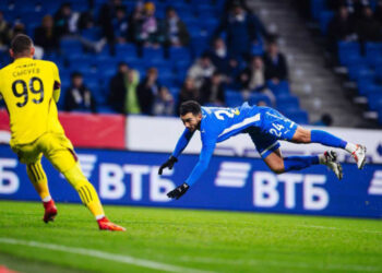 Luis Chávez firmó su segundo gol en el futbol de Rusia