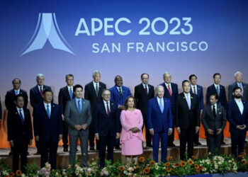 AMLO y líderes del APEC se toman la fotografía oficial del encuentro en California