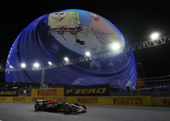 Sergio Pérez destaca en las prácticas libres 2 del GP de Las Vegas