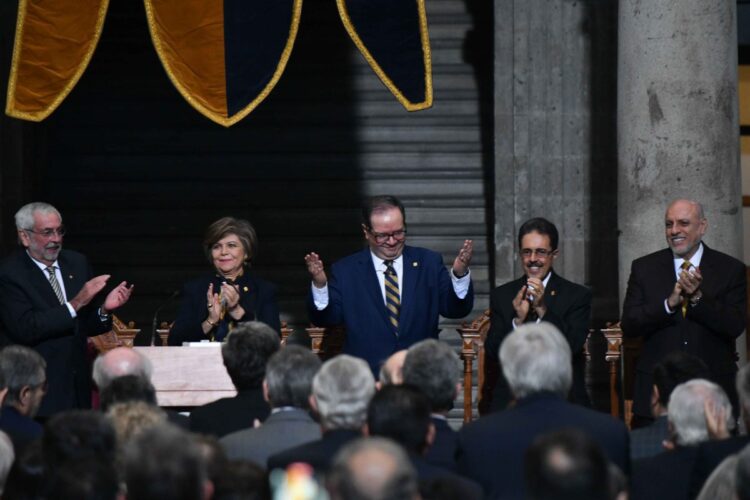 Leonardo Lomelí toma posesión como nuevo rector de la UNAM