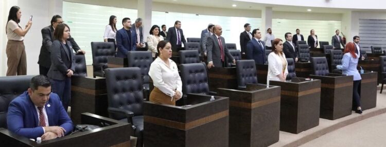 Se cansa Diputada Presidenta de retardos y faltas de legisladores; habrá sanciones