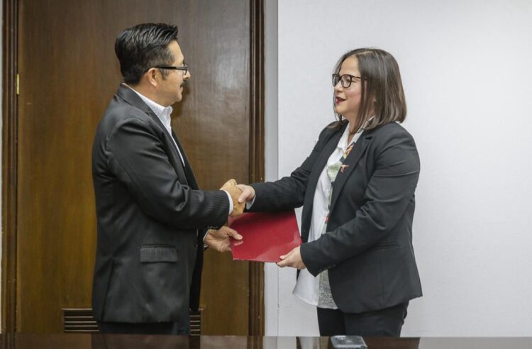 Edi Hernández releva a Alfonso Wong en la Dirección de Educación Secundaria de la SET