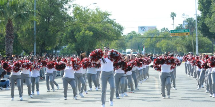 Preside Américo Villarreal desfile del 113 aniversario de la Revolución Mexicana en Tamaulipas